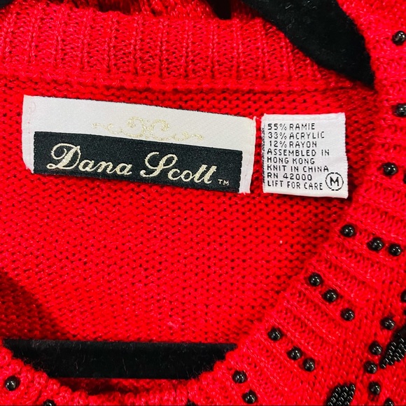 Dana Scott. Vintage Red & Black Beaded Cardigan. M - Picture 6 of 8